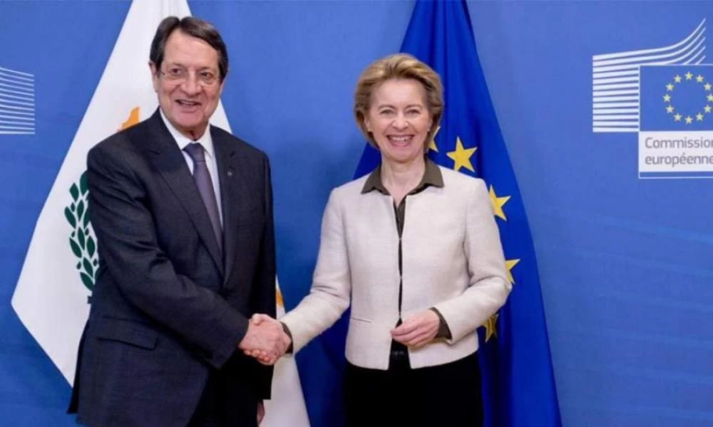 Τηλεφωνική επικοινωνία Φον ντερ Λάιεν με Νίκο Αναστασιάδη